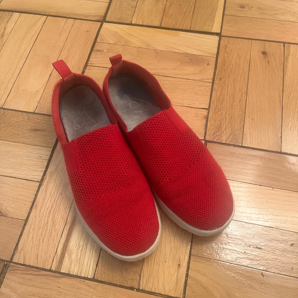 Woolloomooloo Size 11 Merino Wool Slip On